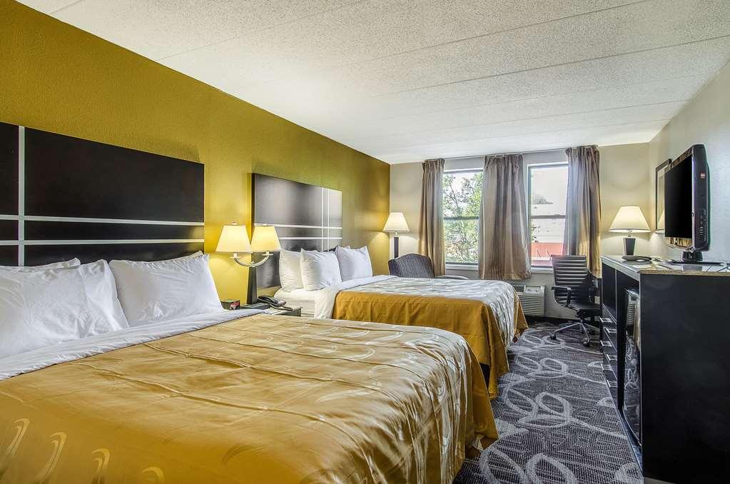 La Casa Inn & Suites - Middleboro Room photo